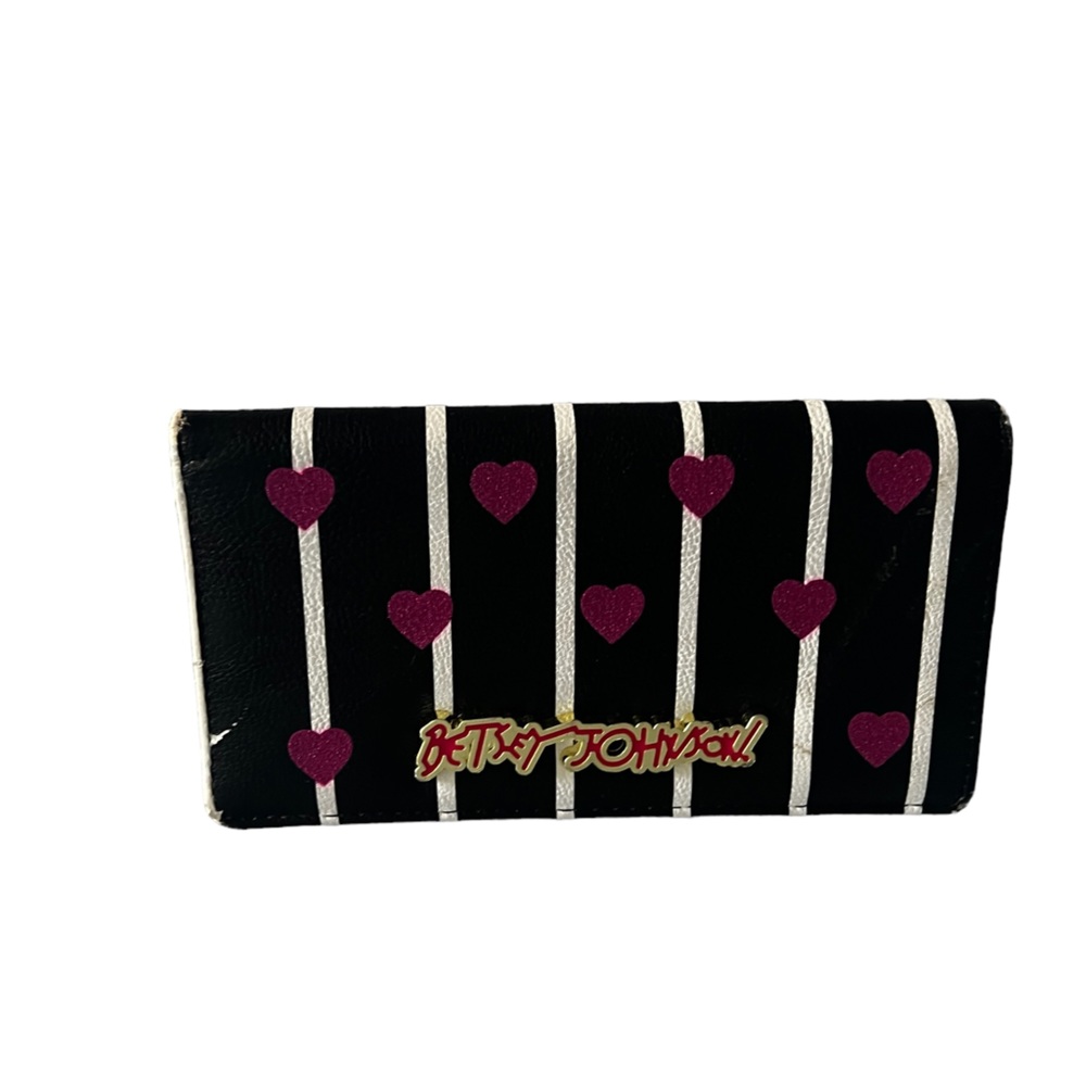 Betsy Johnson Black & White Heart Striped Wallet OS